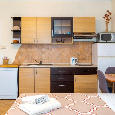 Apartments Rogoznicka Oaza Rogoznica  Bagian luar foto