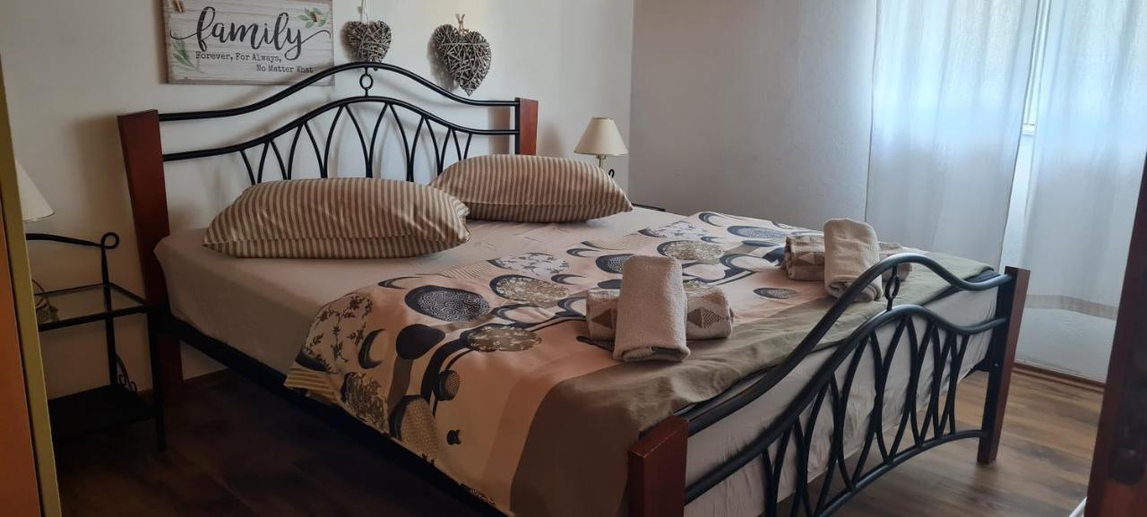 Apartments Rogoznicka Oaza Rogoznica  Bagian luar foto