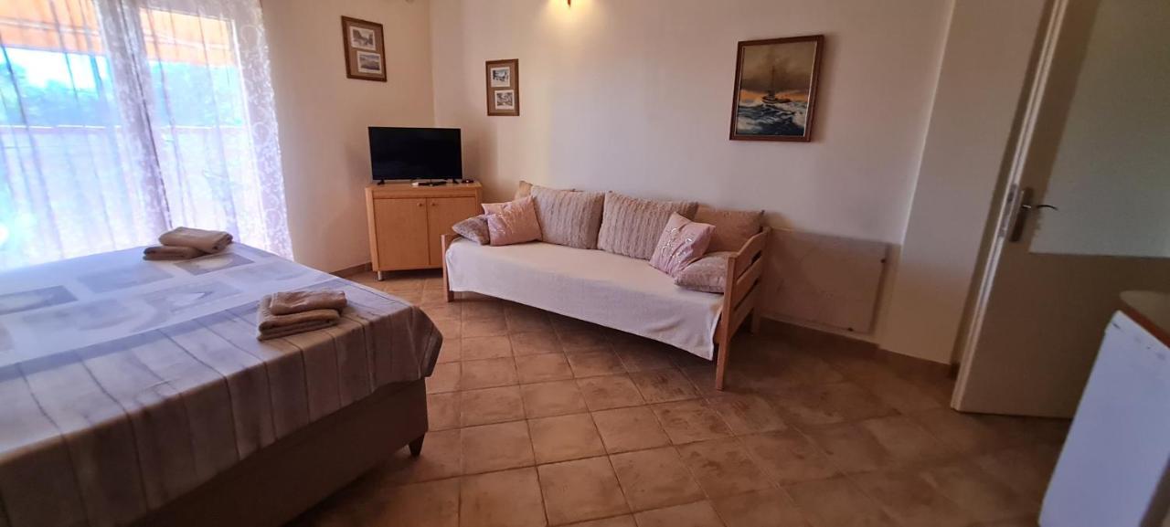 Apartments Rogoznicka Oaza Rogoznica  Bagian luar foto