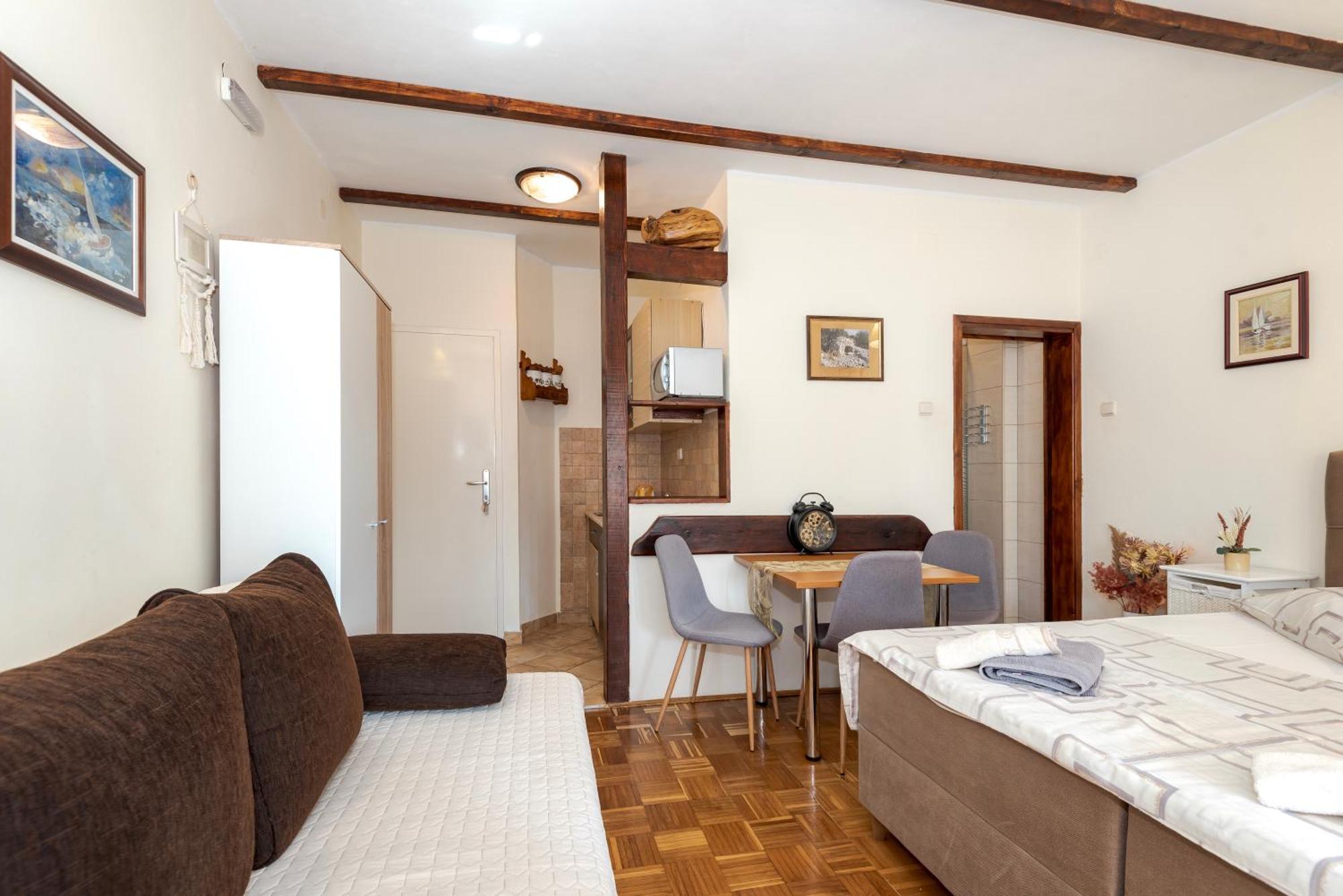Apartments Rogoznicka Oaza Rogoznica  Bagian luar foto