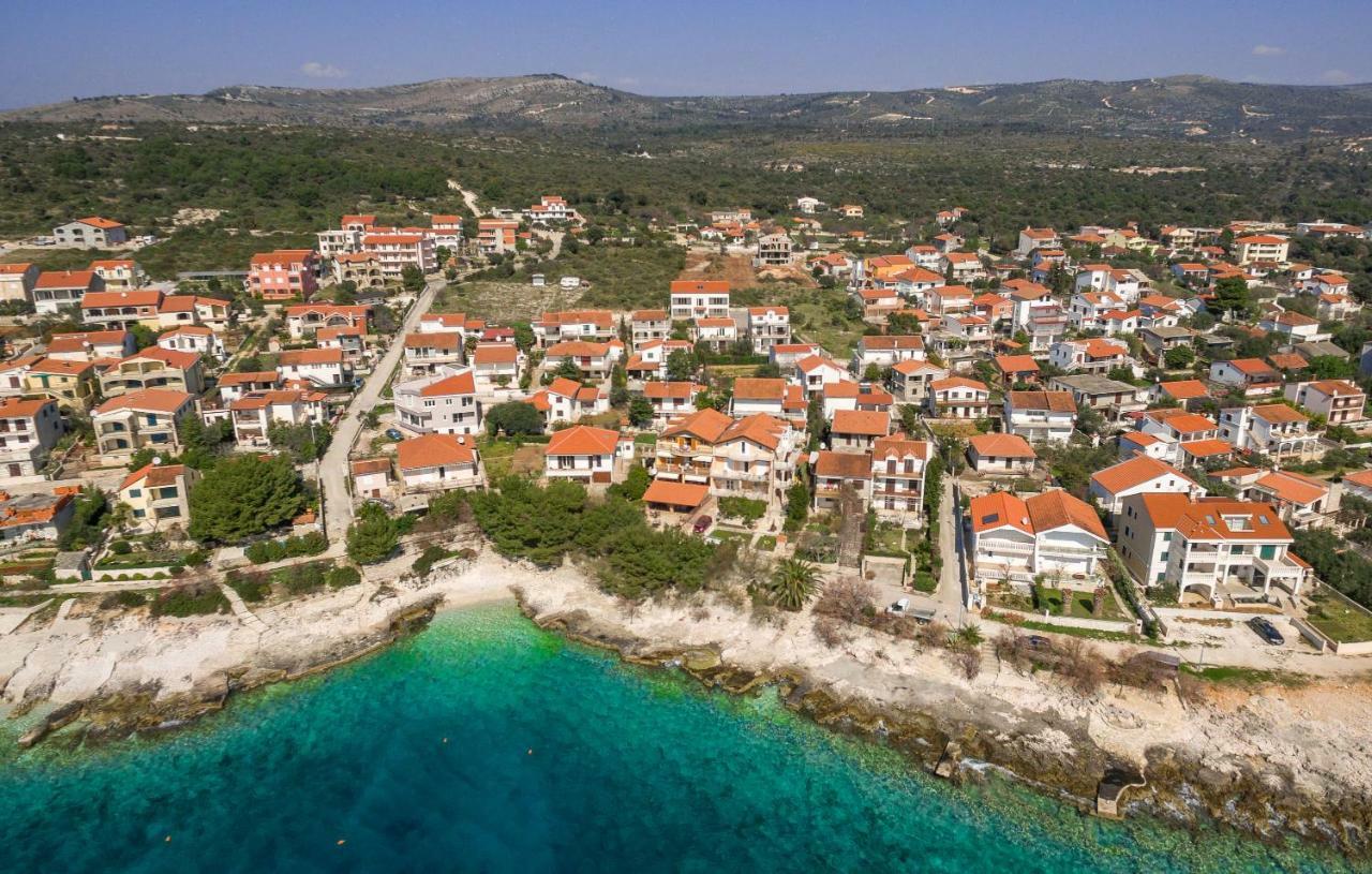 Apartments Rogoznicka Oaza Rogoznica  Bagian luar foto